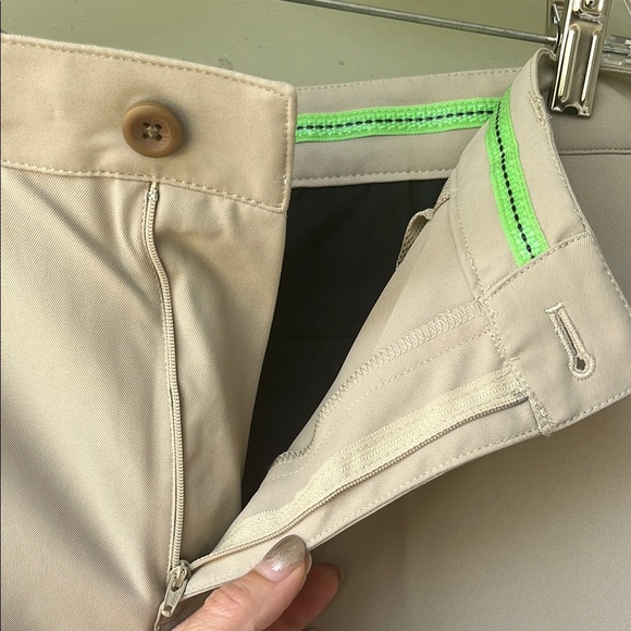 Izod Golf Men's Light Tan Flat Front Shorts - Picture 4 of 15